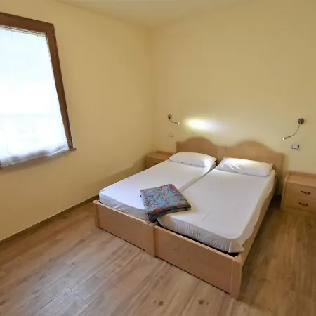 דירה Elettra-4 By Interhome Crone